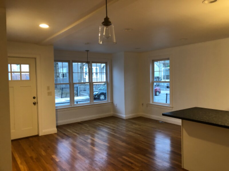 17 Dyer St, Boston, MA 02124 Townhome Rentals in Boston MA