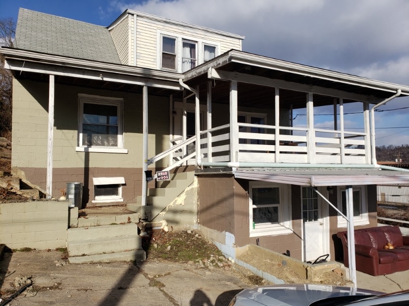 503 32nd St Unit A, Bellaire, OH 43906 Room for Rent in Bellaire, OH