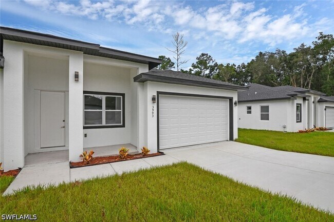 Building Photo - 205 Australian Dr