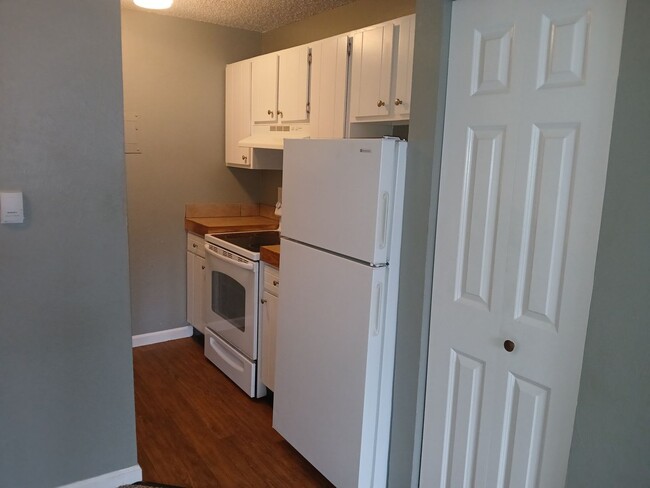 Interior Photo - Mountain Pointe Apartments