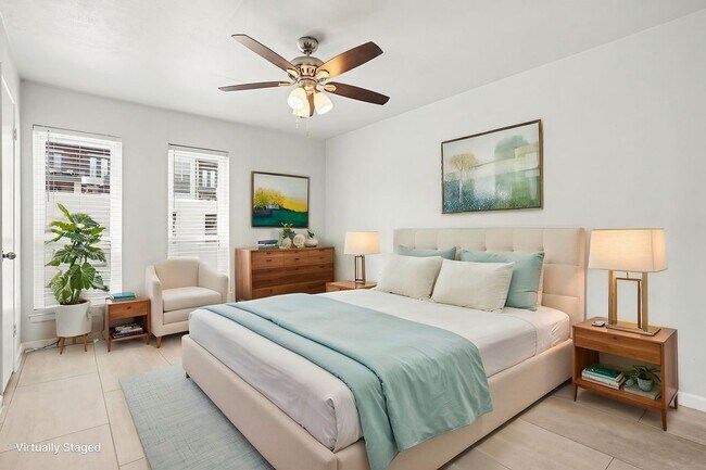 Foto del edificio - 5926 Sandhurst Ln