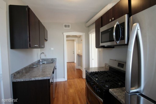 Building Photo - 4408 W Belden Ave