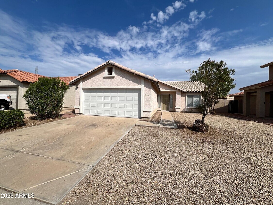 Foto principal - 11231 W Golden Ln