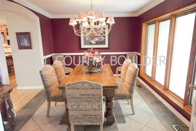 Building Photo - 6369 Fairways Dr
