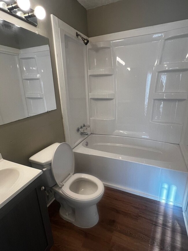 Interior Photo - The Crossings