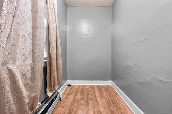Building Photo - 379 Winthrop Ave