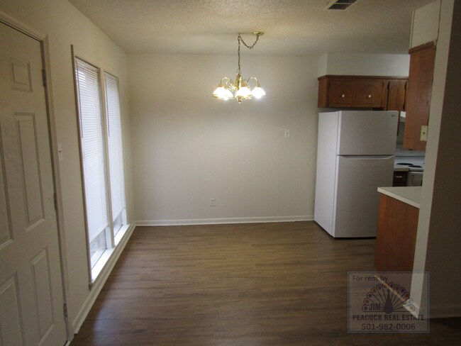 Building Photo - 21 Laramie Cove