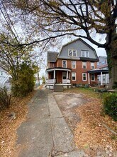 Building Photo - 16 N Rigby Ave