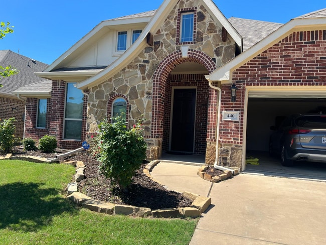 Building Photo - 440 Shirley Dr