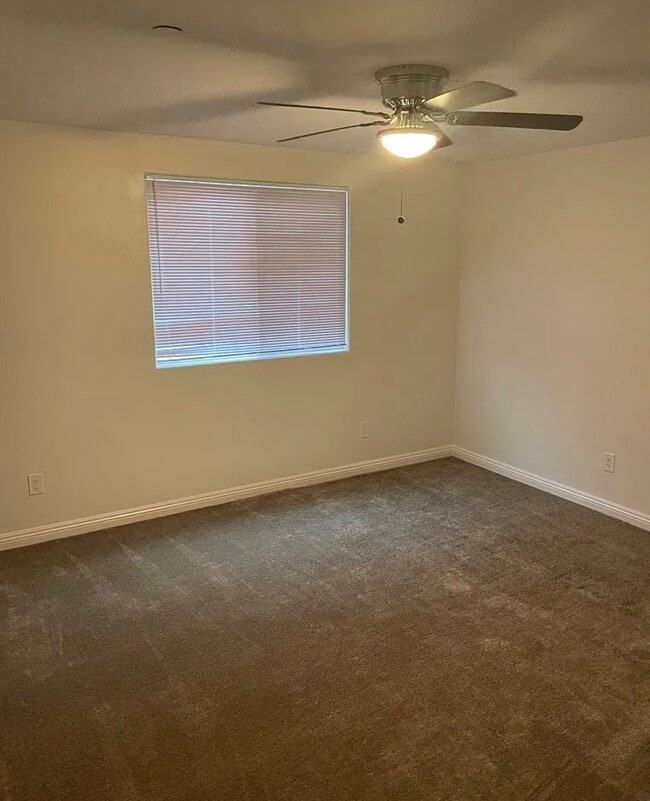 Foto del edificio - 1516 E 55th St
