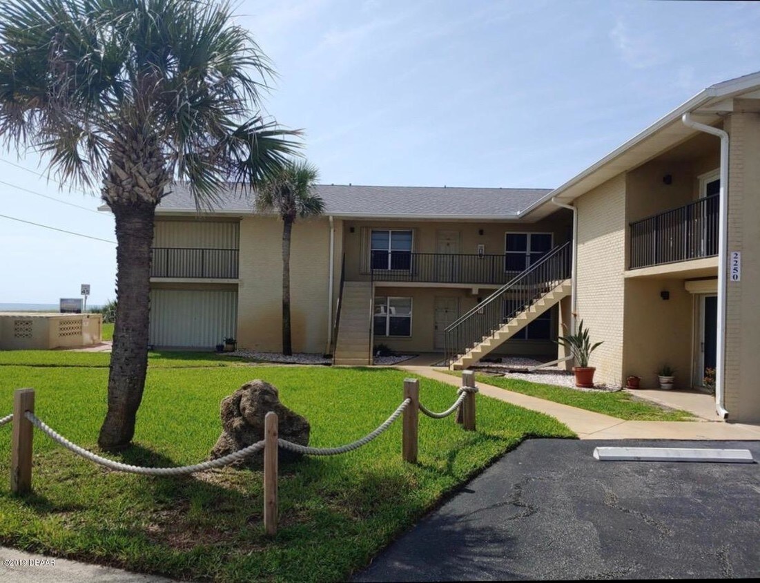Primary Photo - 2250 Ocean Shore Blvd