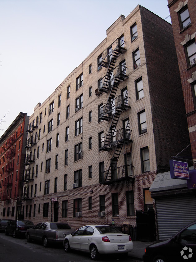 Building Photo - 303-309 W 154th St