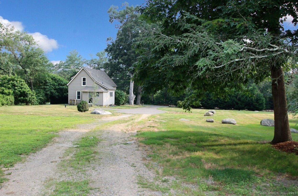 Primary Photo - 141 Duck Hole Rd
