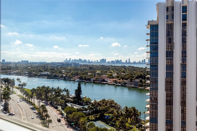 Building Photo - 5445 Collins Ave