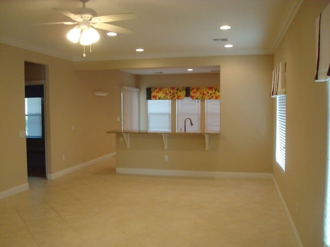 Building Photo - Application pending - Sun City House