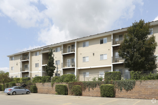 Building Photo - Meadowbrook Apartments