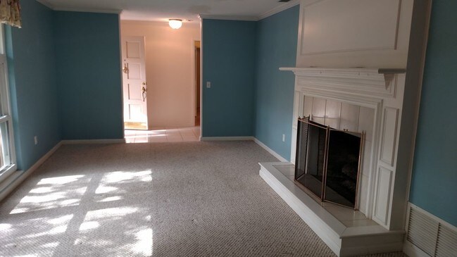 Foto del edificio - Oakcrest beauty --LEASE PENDING