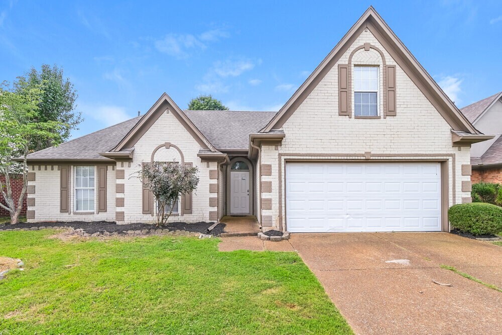 Primary Photo - 11627 Mahogany Dr