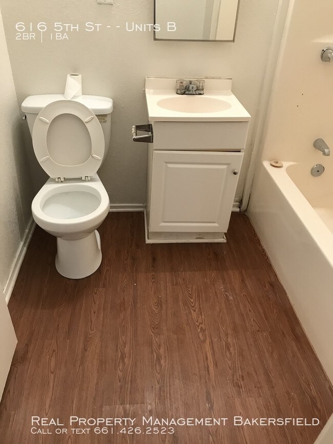 Building Photo - 616 5th Street Unit B