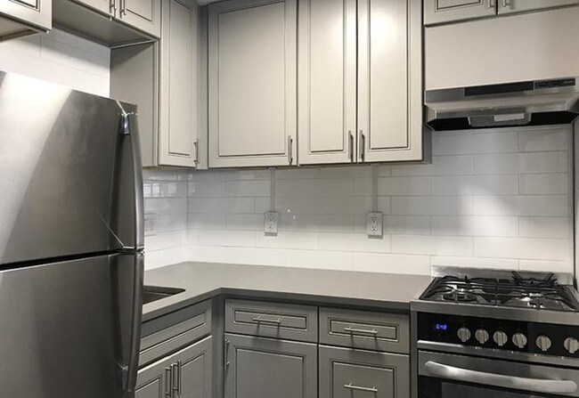 Building Photo - 1 bedroom in Denver CO 80223