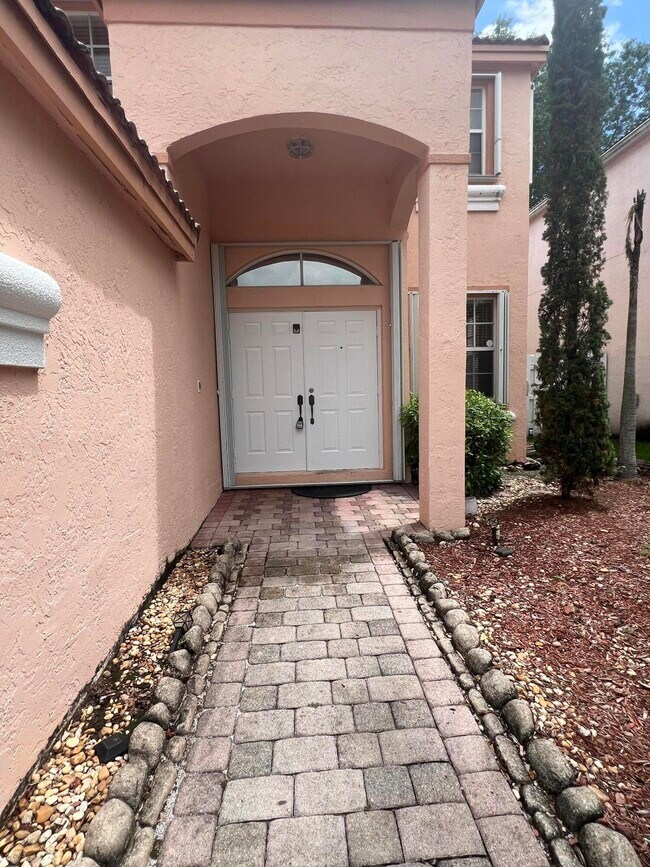 Foto del edificio - 315 NW 158th Ln