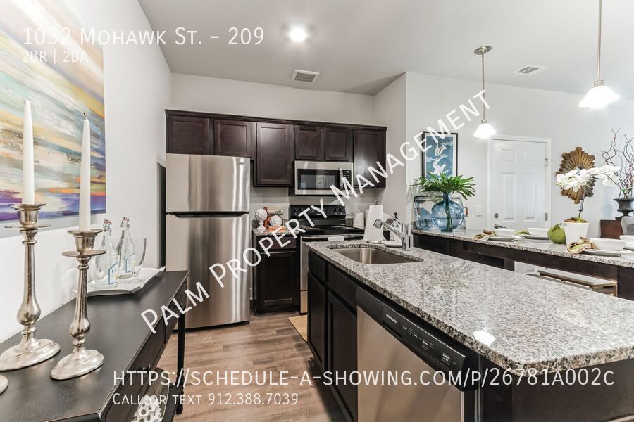 Foto principal - 1032 Mohawk St