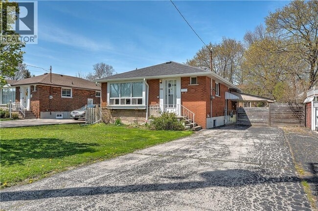 Photo du bâtiment - 164 W 19th St