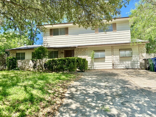 Building Photo - 6611 Presley Dr