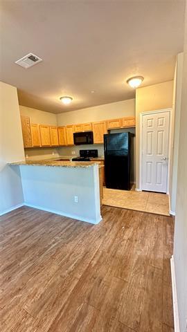 Foto del edificio - 502 E Hazelwood St