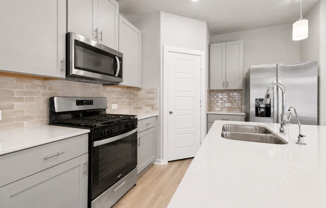 Building Photo - 336 Willow Sage Ct