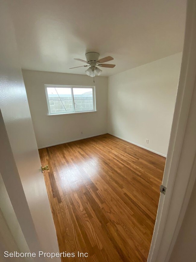 Building Photo - 2822 San Pablo Ave
