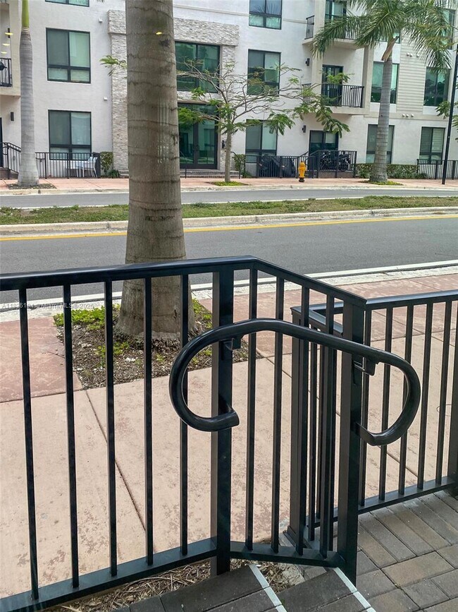 Foto del edificio - 8301 NW 41st St