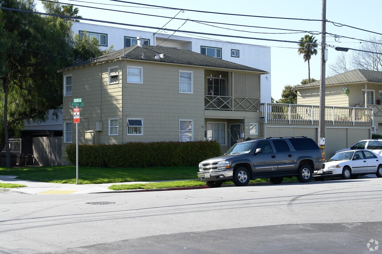 Foto del edificio - 403 Vera Ave