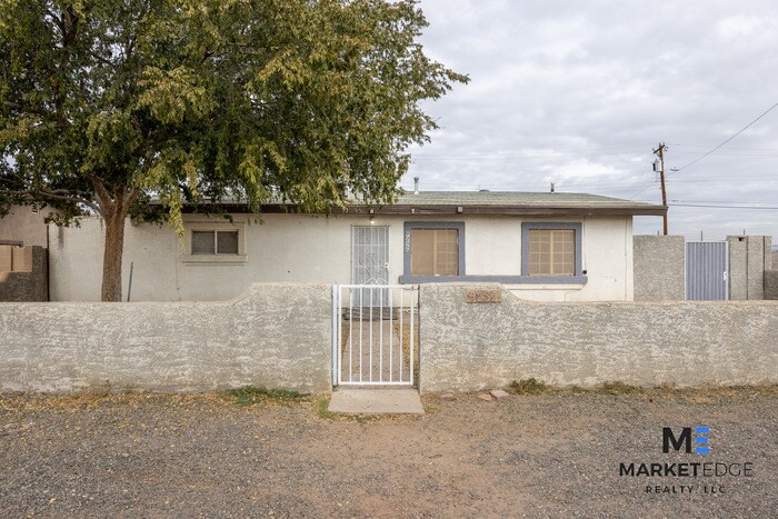 Primary Photo - 4Bed/2Bath Home in Peoria! $1299 Move-In S...