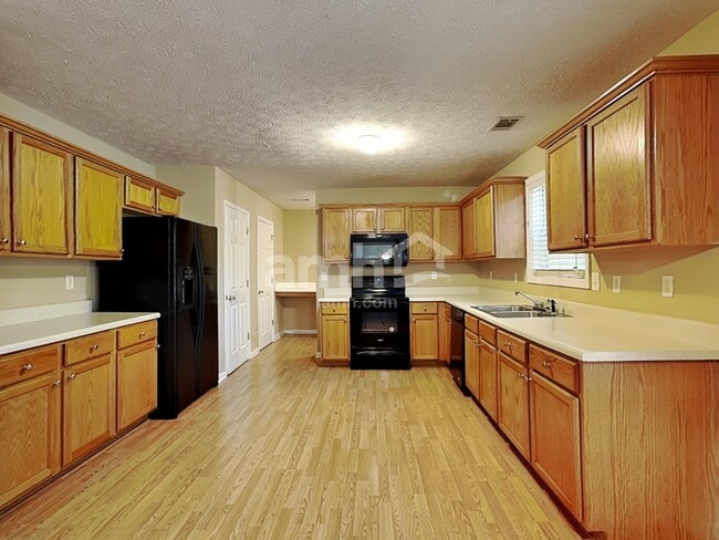 Foto del edificio - 3512 Kittery Dr SW