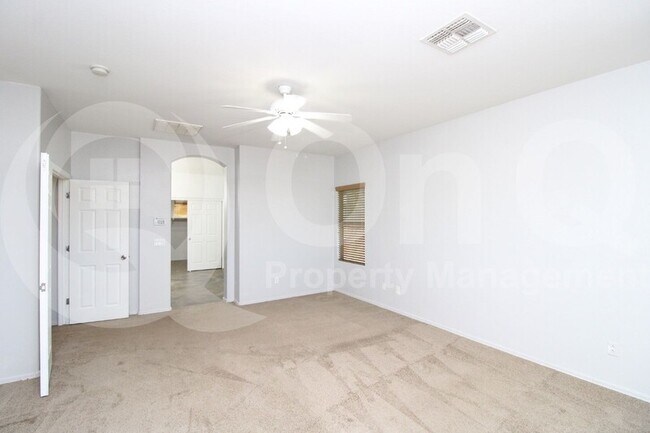 Foto del edificio - 5018 W St Kateri Dr