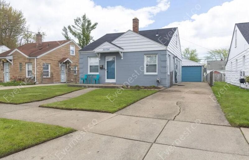 Foto del edificio - 22756 Rosalind Ave