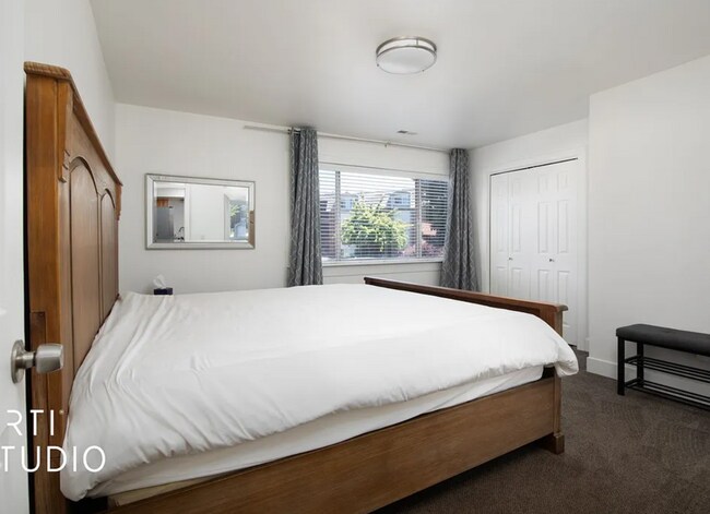 Foto del edificio - 3 Bedroom/1.5 Bathroom Condo in Provo