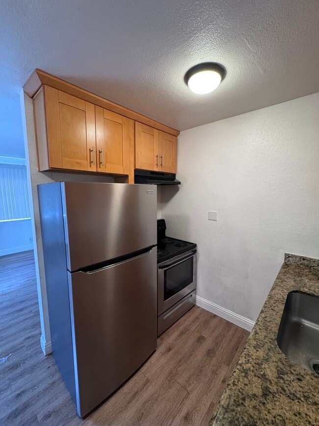 Foto del edificio - 761 Shepherd Ave