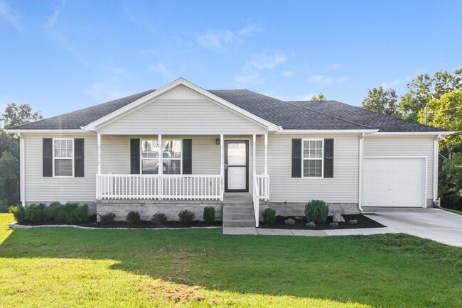 Building Photo - 2055 Gardendale Dr