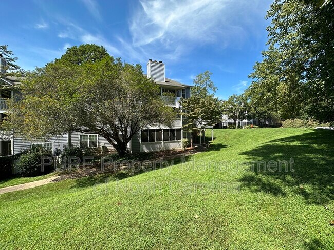 Building Photo - 6043 Green Forest Dr