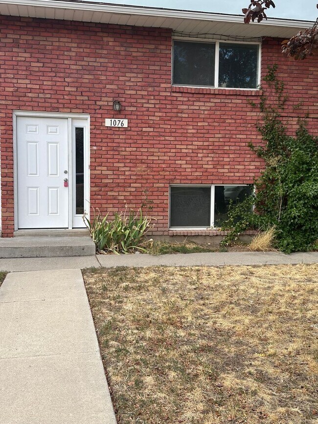 Foto del edificio - Newly Remodeled