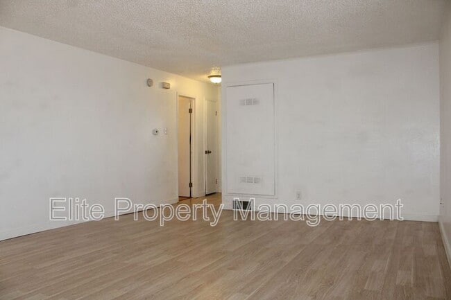 Foto del edificio - 163 W Cokedale Dr