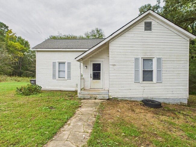 Building Photo - 404 Beech St