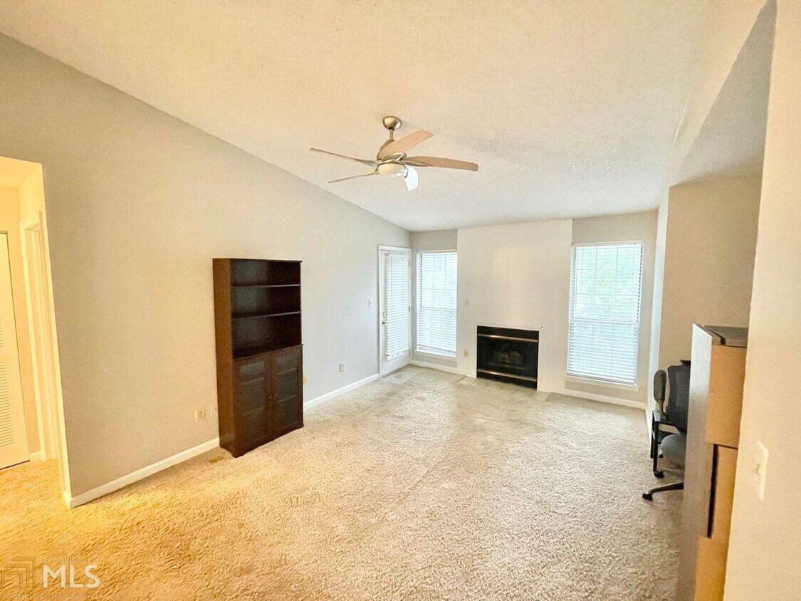 Foto principal - 423 Granville Ct