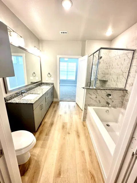 Foto del edificio - 8421 183A