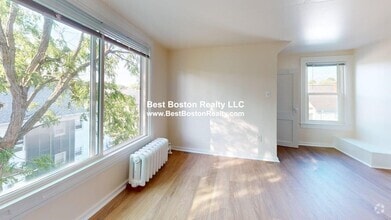 Building Photo - 107 Warren St