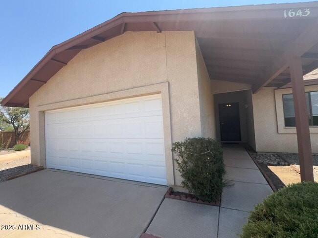 Building Photo - 1643 S Loma Plaza