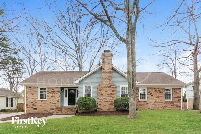 Building Photo - 11106 5 Cedars Rd