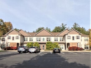 Building Photo - 15 Lancaster Pl